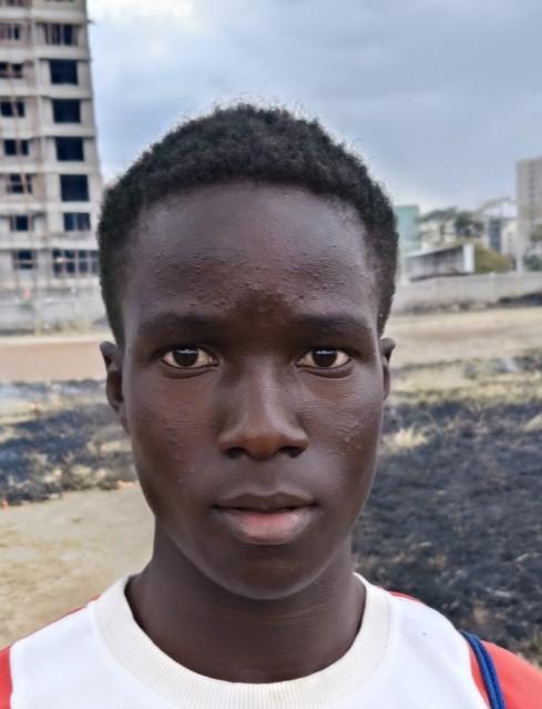 RAYSON MFOGO AZIANGI